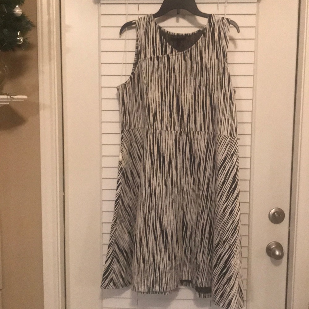 Black and white dress